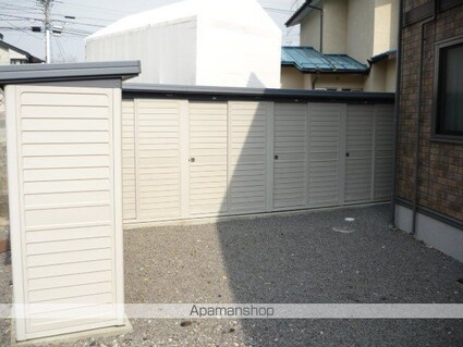 ロイヤルガーデンエリナ　Ｆ[1LDK/52.13m2]の共用部2