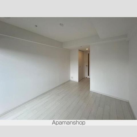 SーRESIDENCE新大阪WESTの内装写真