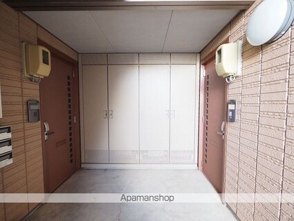 メゾン・ベレオＡ棟[2LDK/53.87m2]のエントランス