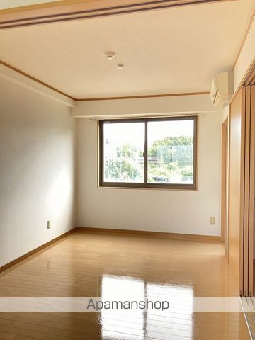 CANNAIIIの内装写真