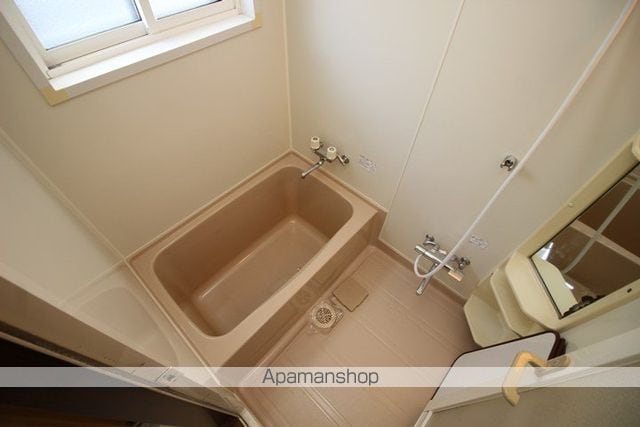 detached 青森県青森市金沢２丁目5-9

地図を見る