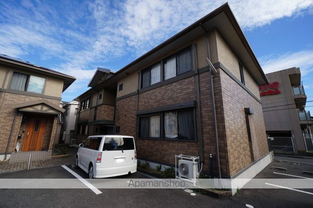 ガーデンビレッジB棟の外観写真