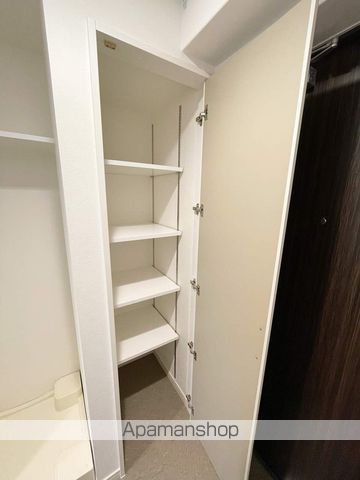 プレサンス江坂クォーレの内装写真