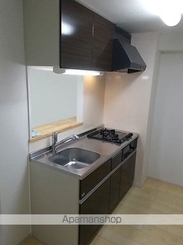 ラ・ペジーブル新町の内装写真