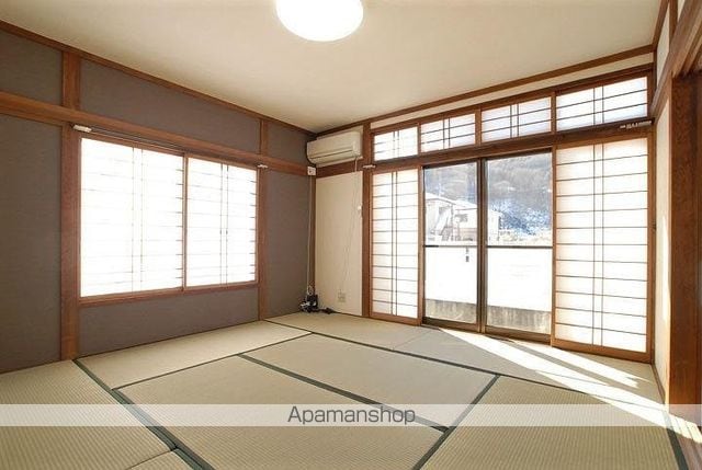 第2宮林ハイツの内装写真