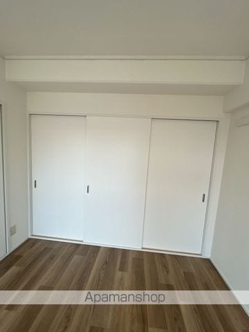 ユーハイムカシワバラの内装写真