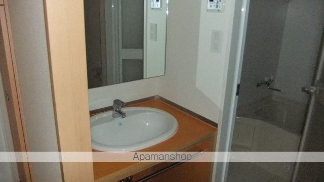 ファースト・レーベン新富町の内装写真