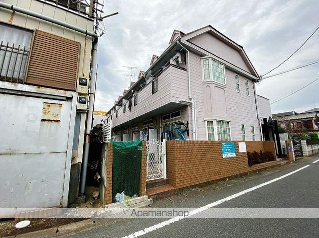ゼフィランサス吉川の外観写真
