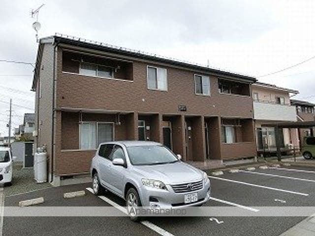 BEAR B棟の外観写真