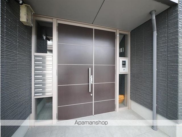 スペラール泉中央の玄関写真