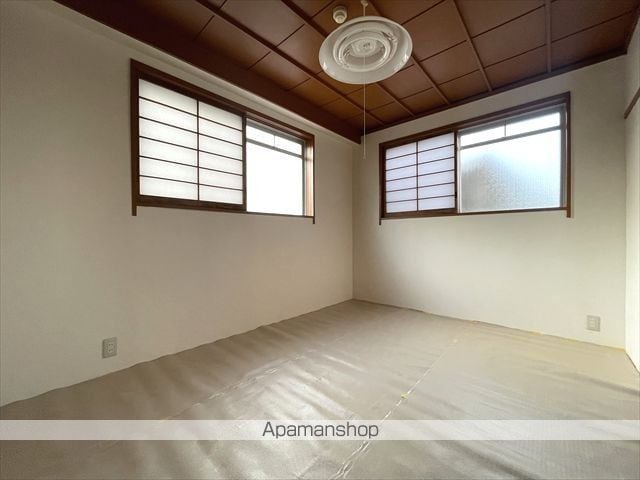 小根山団地の内装写真