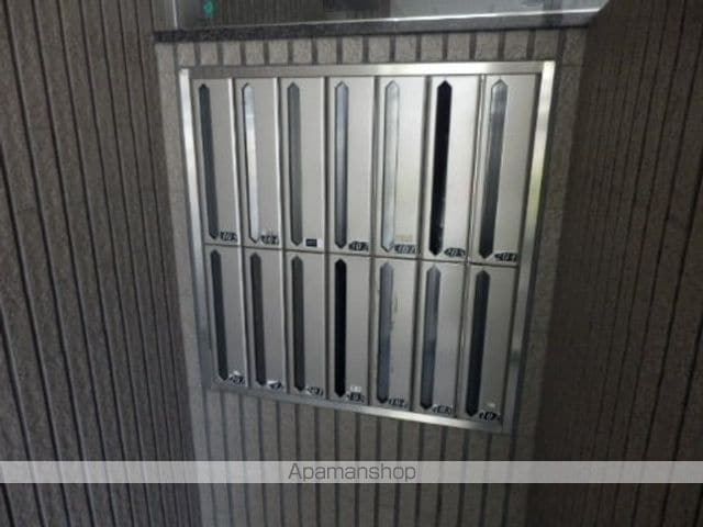 東京都国分寺市西恋ヶ窪１丁目[2LDK/56.12m2]の共用部8