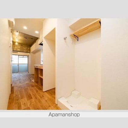 セントヒルズ三軒茶屋[1R/22.32m2]の玄関