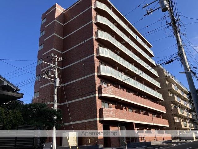 千葉市中央区新田町のマンションの外観1