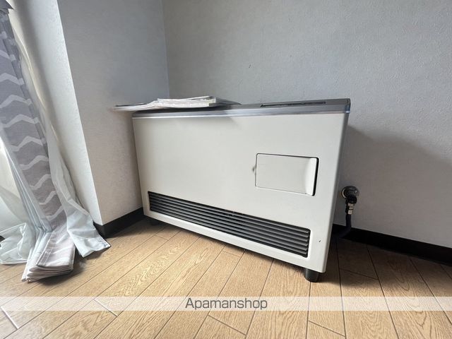 コートハウス的場の内装写真
