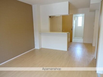 岐阜県岐阜市則武中２丁目[1LDK/46.61m2]のリビング・居間4