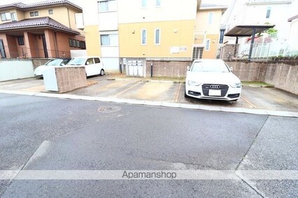 ヴィラージュおゆみ野[1LDK/40.5m2]の駐車場