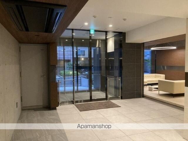 エスティメゾン門前仲町の玄関写真