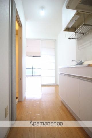 フローラル東岡山Aの内装写真
