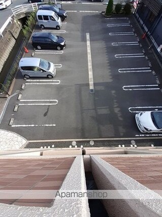 サニーソレイユ南蔵王[1K/29.47m2]の駐車場1