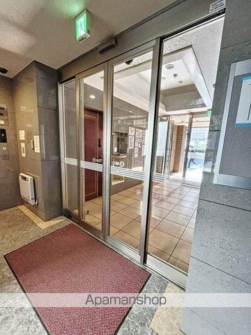 サザンユニゾン北大の玄関写真
