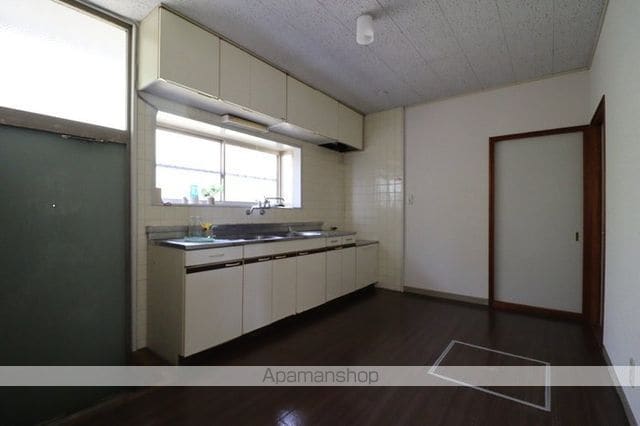 山陽本線 万富駅 徒歩90分 2階建 築49年の内装写真