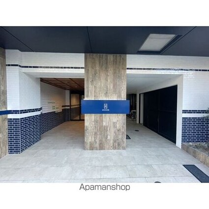 ＵＮ　ＲＯＯＭ[1K/25.5m2]のエントランス1