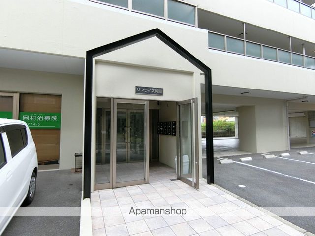 サンライズ城陽の玄関写真