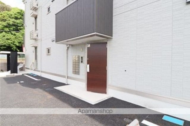 DーROOM畑沢Bの玄関写真
