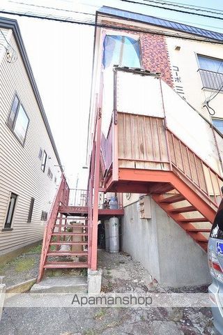 コーポ三栄の玄関写真