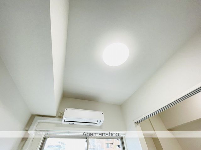 SOLメイクス新栄の内装写真