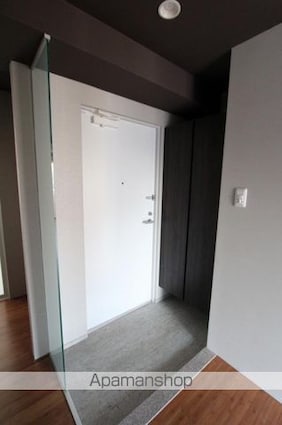 コリドール中央[1LDK/34.37m2]の玄関