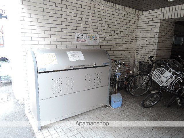 リベルティ大通の内装写真