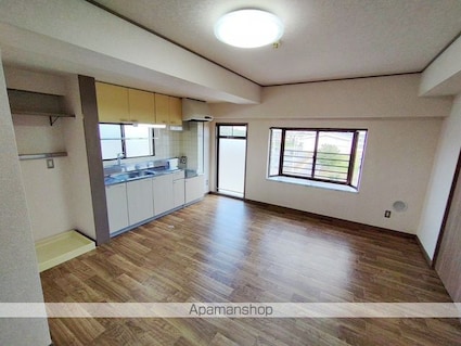 中ビル[2LDK/53.4m2]のリビング・居間