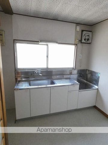 石津向町貸家の内装写真