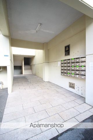 セントフォレスト伊島の玄関写真