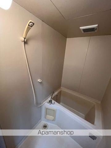 第8年見マンションの内装写真