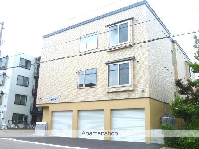 プラザ元町の外観写真