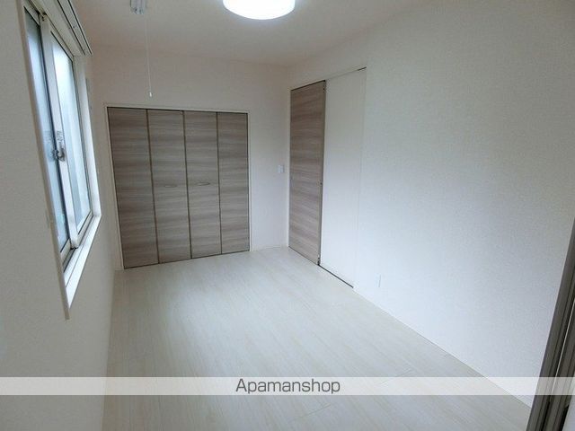 可部線 七軒茶屋駅 徒歩4分 3階建 築8年の内装写真
