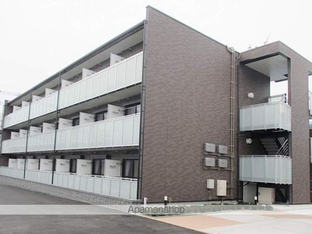 レオネクストラシュレ 博多IIの玄関写真
