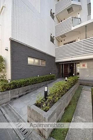 ドゥーエ東陽町の玄関写真