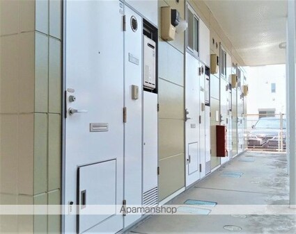 レオパレスグリーンサイド１６[1K/20.28m2]の玄関