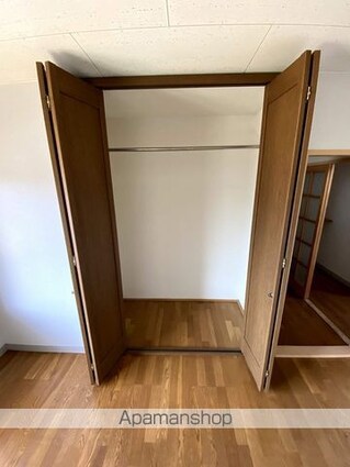 ロイヤルコーポ三笠[2LDK/57.85m2]の収納