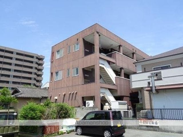 小太鼓ビルの外観写真