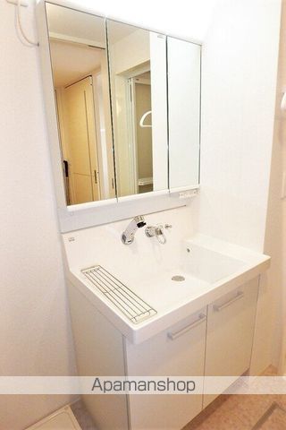 浜の前マンション13号棟の内装写真