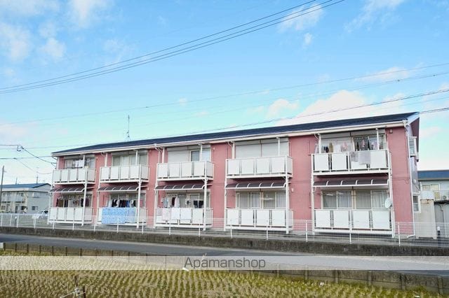 Surplus Three わかばの外観写真