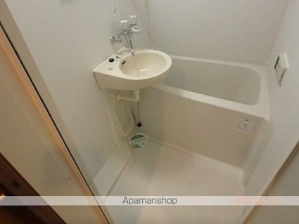 東京都中央区八丁堀３丁目[1R/21.42m2]のバス