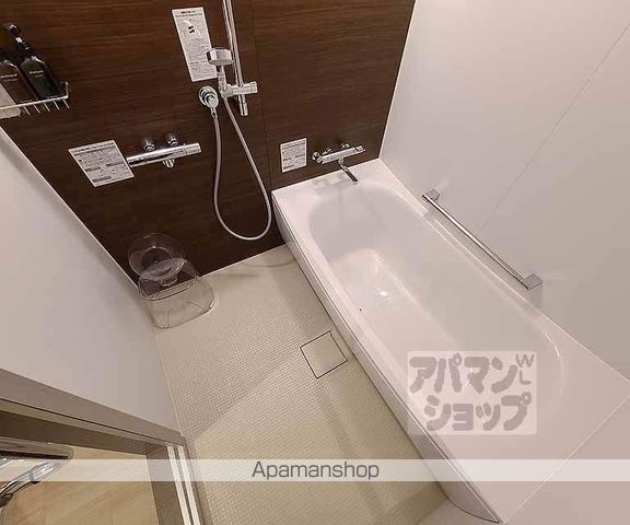 バウハウス富小路三条の内装写真