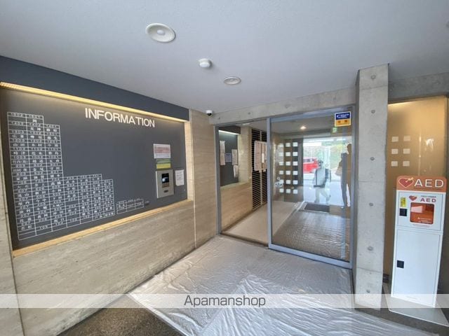 ハウスバーンフリート中山の玄関写真