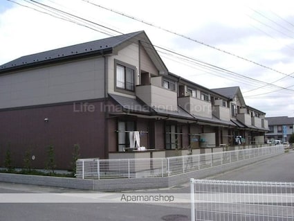 メゾン　ベル[2LDK/64.98m2]のエントランス